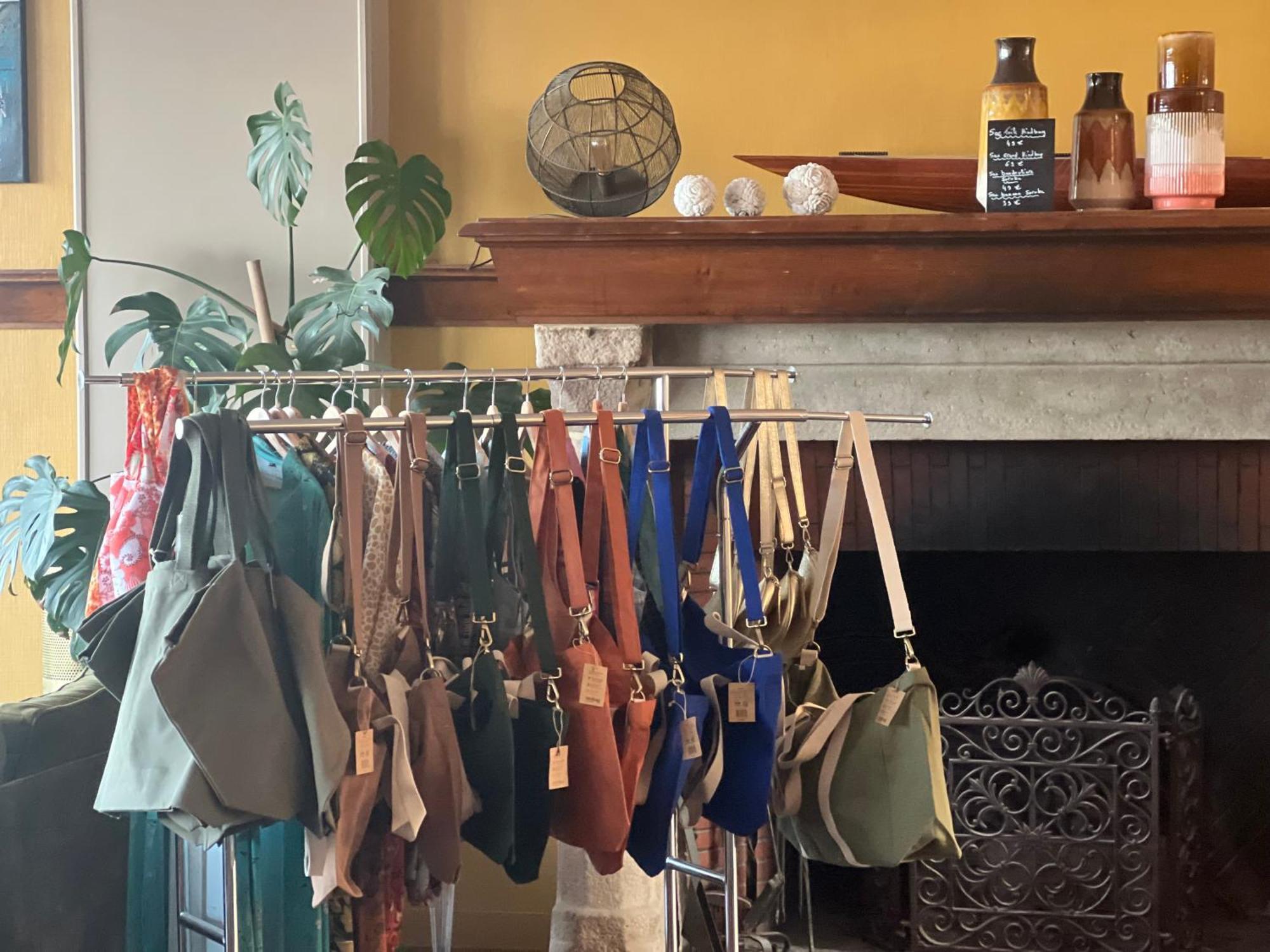 Boutique La Maison Des Galets Sur Le Front De Hotel